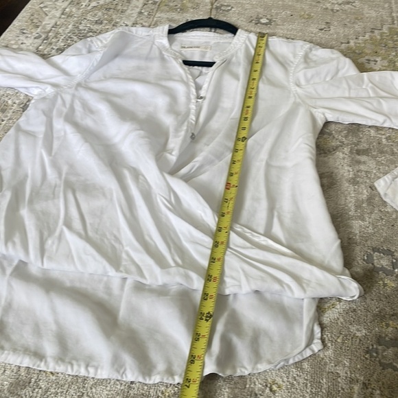BlankNYC Twist Front White Shirt - Picture 12 of 13
